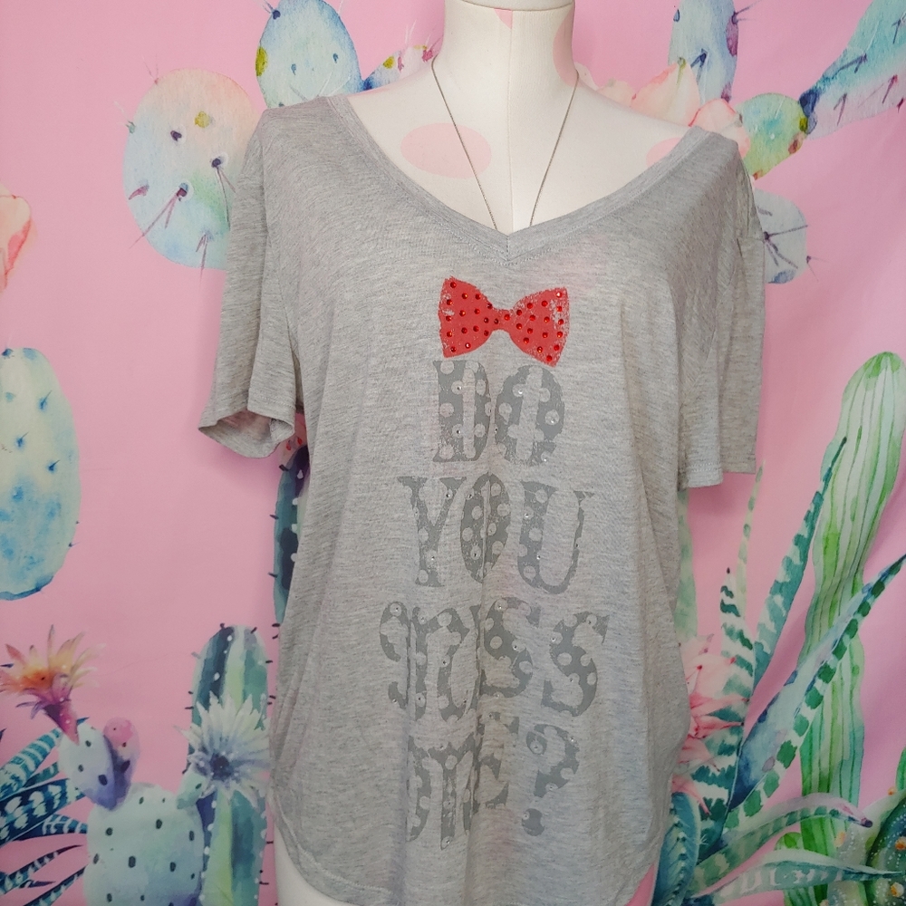 NEW • miss me • Grey Gray V-neck Rhinestone Bling Bow Graphic T-shirt Large